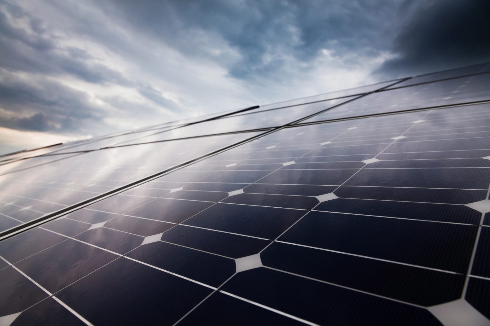 Umjetnost koja transformira napuštene solarne elektrane u javne instalacije